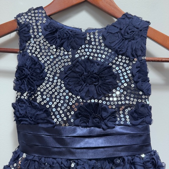 Cinderella Special Occasion Floral Rosettes Sequin Dress Size 7 - Picture 2 of 11